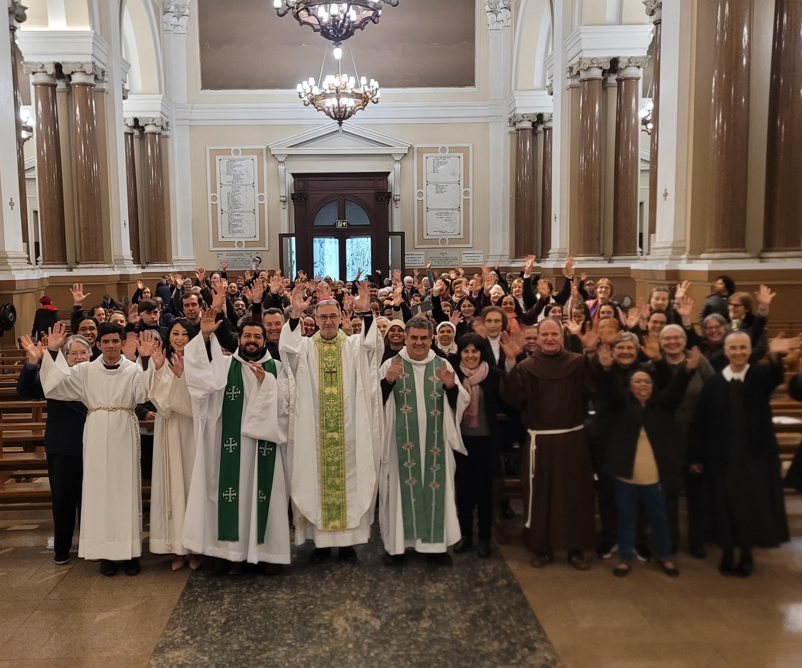 Missa de Ação de Graças na catedral celebra a Vida Consagrada na Arquidiocese